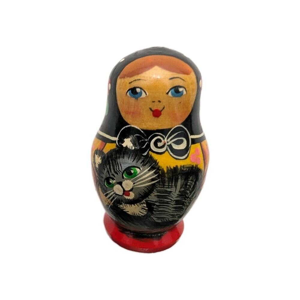 Russian Hand Painted Mini Wooden Set 5 Matryoshka Nesting Dolls Cat Vintage